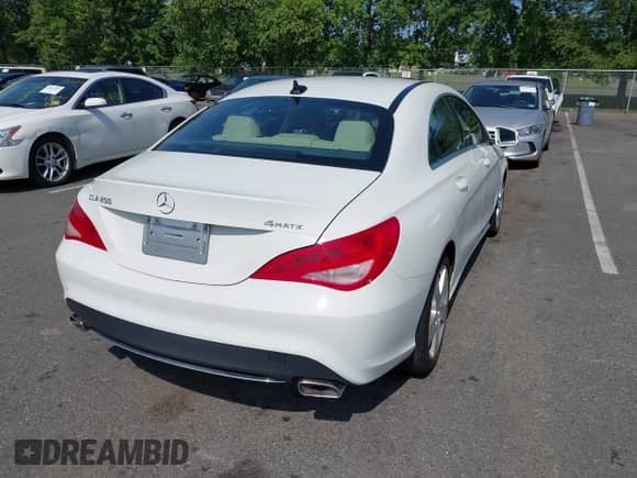 2015 Mercedes-Benz CLA 250 with VIN WDDSJ4GB3FN190110, listed as a IAAI auction lot 42870135 with 106,195 mi miles and . Bid and sale history available at DreamBid. Image 4.