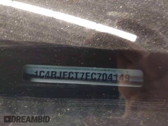 2015 Jeep Grand Cherokee Overland z VIN 1C4RJFCT7FC704149, wystawiony jako IAAI lot #42271696 z przebiegiem 127 825 mil mil oraz . Historia ofert i sprzedaży dostępna na DreamBid. Obrazek 9.