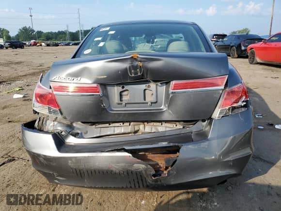 2011 Honda Accord LX с VIN 1HGCP2F34BA020059, выставлен на аукционе Copart как лот 69070515 с пробегом 298 237 миль миль и Чистый • Clean title. История ставок и продаж доступна на DreamBid. Изображение 6.