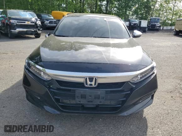 2018 Honda Accord EX-L z VIN 1HGCV2F5XJA010688, wystawiony jako Copart lot #56675315 z przebiegiem 128 462 mil mil oraz Nie do naprawy • Non repairable. Historia ofert i sprzedaży dostępna na DreamBid. Obrazek 5.