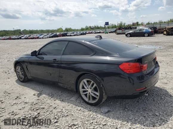 2014 BMW 4 Series 435i xDrive с VIN WBA3R5C51EK188690, выставлен на аукционе Copart как лот 52523955 с пробегом 130 954 миль миль и Списание • Salvage title. История ставок и продаж доступна на DreamBid. Изображение 2.