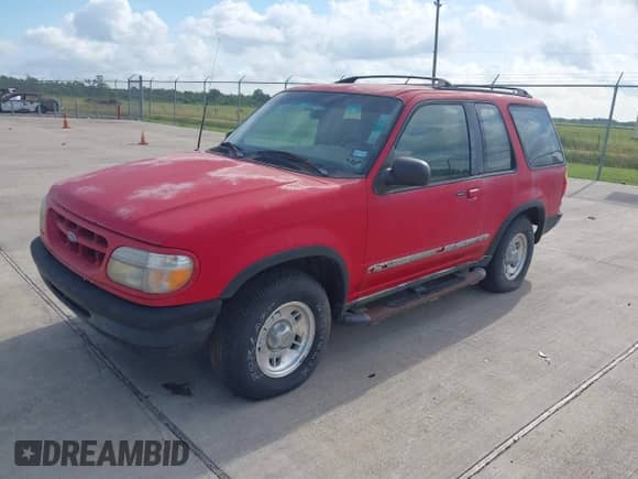 1996 Ford Explorer Eddie Bauer с VIN 1FMCU24X1TUB69411, выставлен на аукционе IAAI как лот 42766256 с пробегом 174 469 миль миль и . История ставок и продаж доступна на DreamBid. Изображение 2.