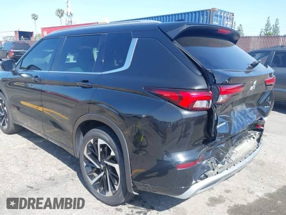 2023 Mitsubishi Outlander SEL with VIN JA4J4VA81PZ013348, listed as a IAAI auction lot 42316776 with 36,688 mi miles and . Bid and sale history available at DreamBid. Image 3.