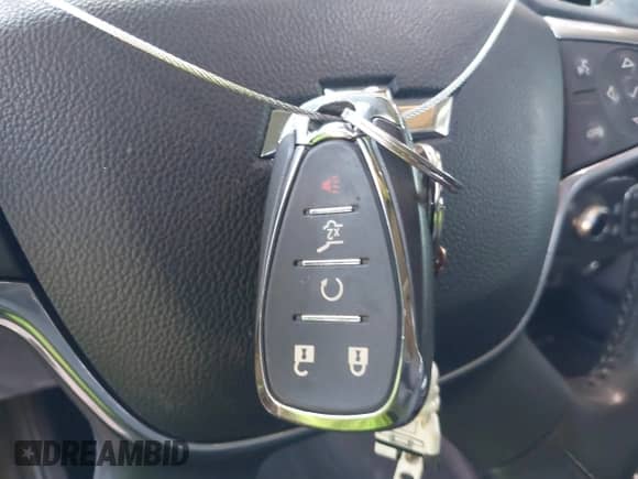 2020 Chevrolet Traverse Premier z VIN 1GNERKKW3LJ117912, wystawiony jako IAAI lot #42317330 z przebiegiem 113 576 mil mil oraz . Historia ofert i sprzedaży dostępna na DreamBid. Obrazek 11.