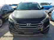 2016 Hyundai Tucson Sport z VIN KM8J33A26GU117867, wystawiony jako Copart lot #84020585 z przebiegiem 92 918 mil mil oraz Szkoda całkowita • Salvage title. Historia ofert i sprzedaży dostępna na DreamBid. Obrazek 5.