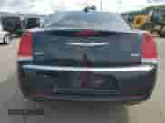 2017 Chrysler 300 Limited z VIN 2C3CCARG6HH610460, wystawiony jako Copart lot #65541315 z przebiegiem 103 305 mil mil oraz Szkoda całkowita • Salvage title. Historia ofert i sprzedaży dostępna na DreamBid. Obrazek 6.
