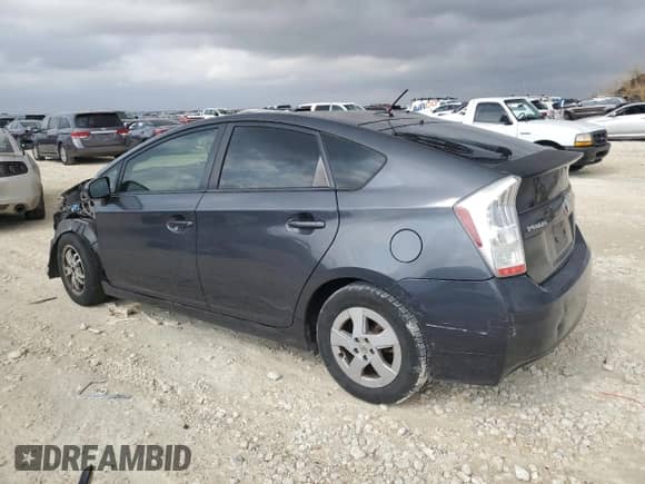2011 Toyota Prius III with VIN JTDKN3DUXB1475502, listed as a Copart auction lot 62818695 with 119,462 mi miles and Salvage title. Bid and sale history available at DreamBid. Image 2.