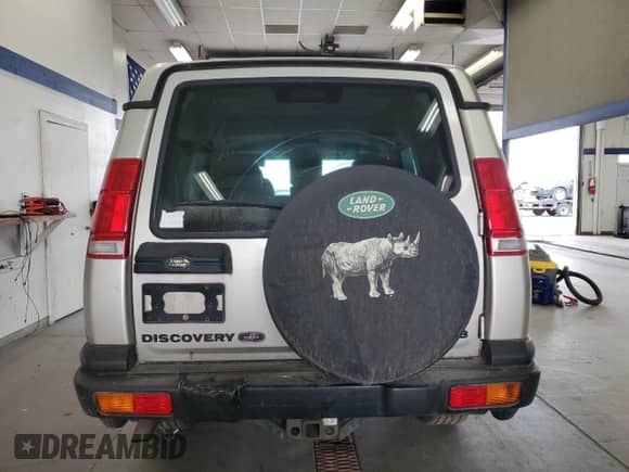 2000 Land Rover Discovery Cloth with VIN SALTY1541YA261319, listed as a Copart auction lot 86040445 with 153,917 mi miles and Clean title. Bid and sale history available at DreamBid. Image 6.