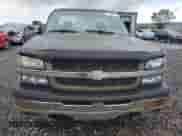 2004 Chevrolet Silverado 1500 LS z VIN 1GCEK14T94E147369, wystawiony jako Copart lot #57232075 z przebiegiem Nie podano mil oraz Szkoda całkowita • Salvage title. Historia ofert i sprzedaży dostępna na DreamBid. Obrazek 5.