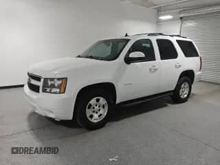 2013 Chevrolet Tahoe LS z VIN 1GNSCAE03DR173468, wystawiony jako Copart lot #70199665 z przebiegiem 163 954 mil mil oraz Czysty tytuł • Clean title. Historia ofert i sprzedaży dostępna na DreamBid. Obrazek 1.