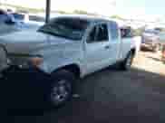 2017 Toyota Tacoma SR z VIN 5TFRX5GN0HX089346, wystawiony jako IAAI lot #43344065 z przebiegiem 227 719 mil mil oraz . Historia ofert i sprzedaży dostępna na DreamBid. Obrazek 2.