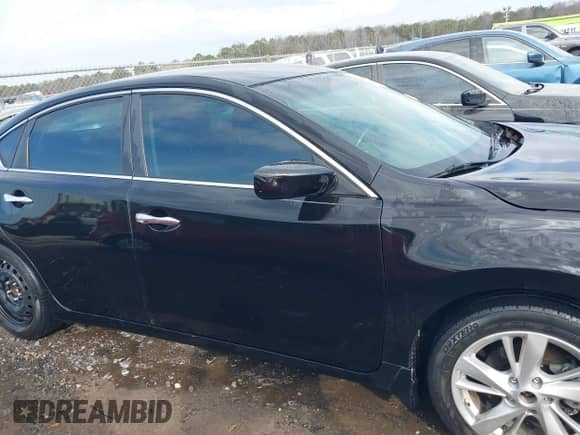 2015 Nissan Altima S z VIN 1N4AL3AP2FC434796, wystawiony jako IAAI lot #41484421 z przebiegiem 124 602 mil mil oraz . Historia ofert i sprzedaży dostępna na DreamBid. Obrazek 13.