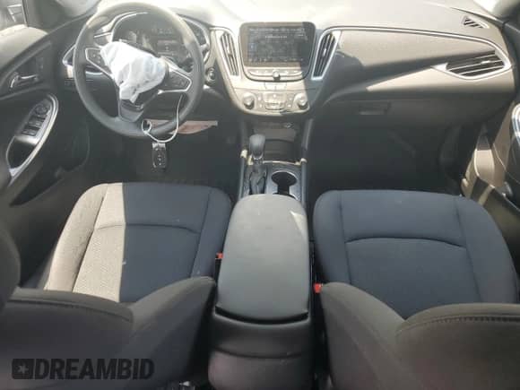 2025 Chevrolet Malibu LS z VIN 1G1ZC5ST8SF119345, wystawiony jako Copart lot #64598605 z przebiegiem 1 462 mil mil oraz Szkoda całkowita • Salvage title. Historia ofert i sprzedaży dostępna na DreamBid. Obrazek 8.