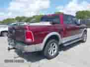 2017 Ram 1500 Laramie z VIN 1C6RR7NM8HS882107, wystawiony jako IAAI lot #41941603 z przebiegiem 99 926 mil mil oraz . Historia ofert i sprzedaży dostępna na DreamBid. Obrazek 4.