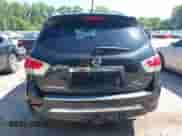 2014 Nissan Pathfinder S z VIN 5N1AR2MMXEC663550, wystawiony jako IAAI lot #42583355 z przebiegiem 92 311 mil mil oraz . Historia ofert i sprzedaży dostępna na DreamBid. Obrazek 16.