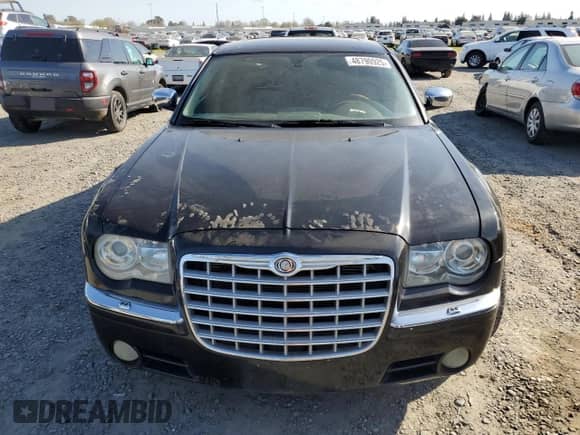 2005 Chrysler 300 300C AWD with VIN 2C3AK63H55H672324, listed as a Copart auction lot 48790925 with 258,543 mi miles and Salvage title. Bid and sale history available at DreamBid. Image 5.