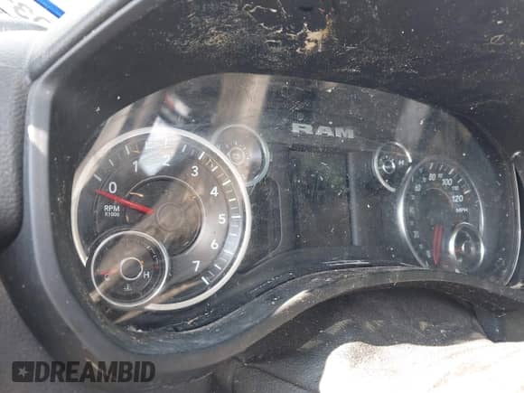 2019 Ram 1500 Big Horn z VIN 1C6SRFFT1KN767792, wystawiony jako IAAI lot #42924490 z przebiegiem Nie podano mil oraz . Historia ofert i sprzedaży dostępna na DreamBid. Obrazek 7.