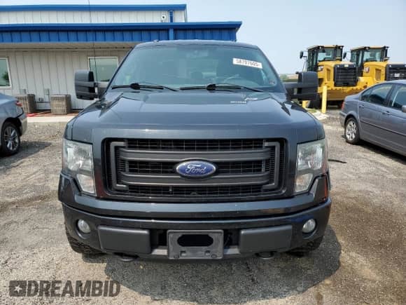 2013 Ford F-150 XLT с VIN 1FTFW1EF9DFC73937, выставлен на аукционе Copart как лот 58707605 с пробегом 199 613 миль миль и На запчасти • Non repairable. История ставок и продаж доступна на DreamBid. Изображение 5.
