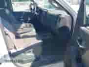 2016 Chevrolet Silverado 2500HD Work Truck с VIN 1GC1KUEG0GF116592, выставлен на аукционе IAAI как лот 42623443 с пробегом 235 302 миль миль и . История ставок и продаж доступна на DreamBid. Изображение 5.