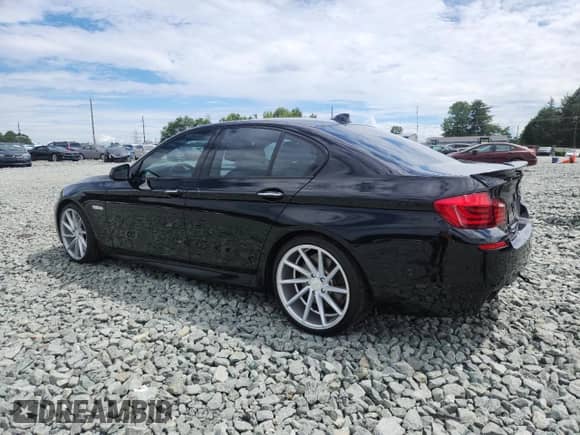 2013 BMW 5 Series 550i с VIN WBAFR9C59DDX81138, выставлен на аукционе Copart как лот 68861375 с пробегом 108 403 миль миль и Списание • Salvage title. История ставок и продаж доступна на DreamBid. Изображение 2.