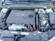 2015 Chevrolet Cruze Diesel z VIN 1G1P75SZ8F7188150, wystawiony jako IAAI lot #41299653 z przebiegiem 152 717 mil mil oraz . Historia ofert i sprzedaży dostępna na DreamBid. Obrazek 10.