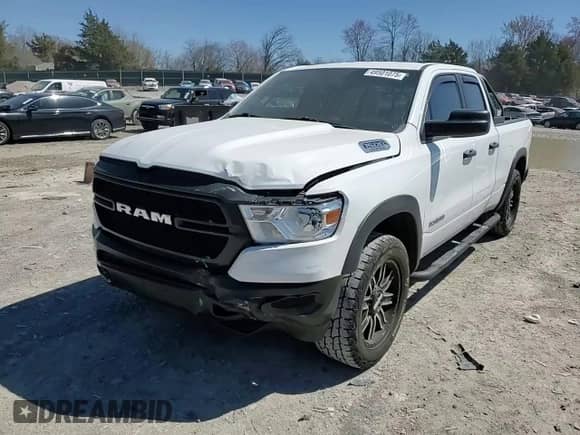 2019 Ram 1500 Tradesman z VIN 1C6SRFCT7KN545715, wystawiony jako Copart lot #49501075 z przebiegiem 95 226 mil mil oraz Czysty tytuł • Clean title. Historia ofert i sprzedaży dostępna na DreamBid. Obrazek 10.