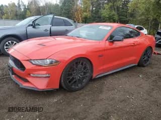 2021 Ford Mustang GT с VIN 1FA6P8CF7M5110238, выставлен на аукционе Copart как лот 85832255 с пробегом 69 585 миль миль и Списание • Salvage title. История ставок и продаж доступна на DreamBid. Изображение 1.