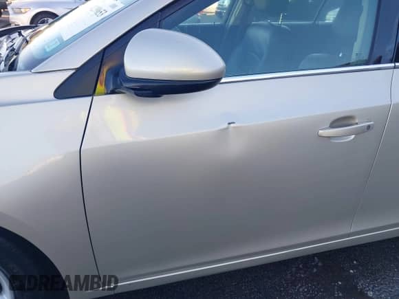 2015 Chevrolet Cruze Diesel z VIN 1G1P75SZ8F7188150, wystawiony jako IAAI lot #41299653 z przebiegiem 152 717 mil mil oraz . Historia ofert i sprzedaży dostępna na DreamBid. Obrazek 6.