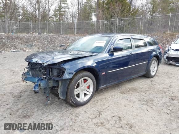 2006 Dodge Magnum R/T with VIN 2D4GV57216H474079, listed as a IAAI auction lot 41888168 with 129,997 mi miles and . Bid and sale history available at DreamBid. Image 2.
