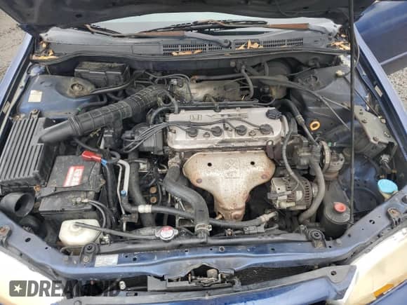 2001 Honda Accord LX z VIN 1HGCG564X1A062843, wystawiony jako Copart lot #80673095 z przebiegiem 240 783 mil mil oraz Szkoda całkowita • Salvage title. Historia ofert i sprzedaży dostępna na DreamBid. Obrazek 11.