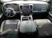 2018 Ram 1500 Rebel z VIN 1C6RR7YTXJS232610, wystawiony jako Copart lot #67171375 z przebiegiem 72 317 mil mil oraz Szkoda całkowita • Salvage title. Historia ofert i sprzedaży dostępna na DreamBid. Obrazek 8.