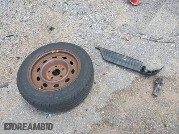 2007 Dodge Dakota SLT with VIN 1D7HE48K27S127788, listed as a IAAI auction lot 42311626 with 357,130 mi miles and . Bid and sale history available at DreamBid. Image 12.