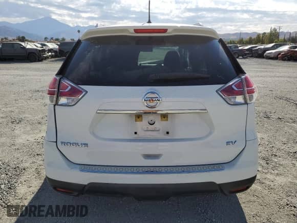 2016 Nissan Rogue SV z VIN KNMAT2MT4GP657607, wystawiony jako Copart lot #70219715 z przebiegiem 116 352 mil mil oraz Szkoda całkowita • Salvage title. Historia ofert i sprzedaży dostępna na DreamBid. Obrazek 6.