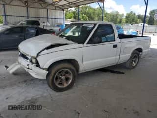 1997 Chevrolet S-10 LS с VIN 1GCCS1440V8132243, выставлен на аукционе Copart как лот 65084485 с пробегом 114 314 миль миль и Списание • Salvage title. История ставок и продаж доступна на DreamBid. Изображение 1.