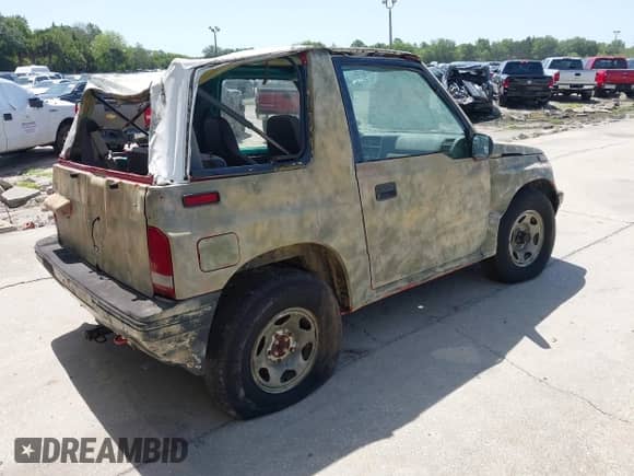 1995 Chevrolet Tracker с VIN 2CNBJ1869S6911342, выставлен на аукционе IAAI как лот 42265392 с пробегом 121 944 миль миль и . История ставок и продаж доступна на DreamBid. Изображение 4.
