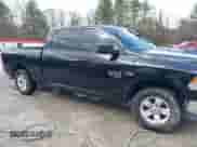 2019 Ram 1500 SLT z VIN 1C6RR7TT5KS714118, wystawiony jako IAAI lot #41865327 z przebiegiem 104 491 mil mil oraz . Historia ofert i sprzedaży dostępna na DreamBid. Obrazek 13.