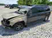 2003 Chevrolet TrailBlazer EXT LT z VIN 1GNET16S736149882, wystawiony jako Copart lot #63850545 z przebiegiem Nie podano mil oraz Szkoda całkowita • Salvage title. Historia ofert i sprzedaży dostępna na DreamBid. Obrazek 1.