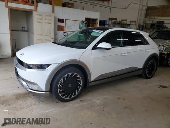 2024 Hyundai Ioniq 5 Limited с VIN KM8KRDDF1RU285426, выставлен на аукционе Copart как лот 71641795 с пробегом 8 028 миль миль и Списание • Salvage title. История ставок и продаж доступна на DreamBid. Изображение 1.
