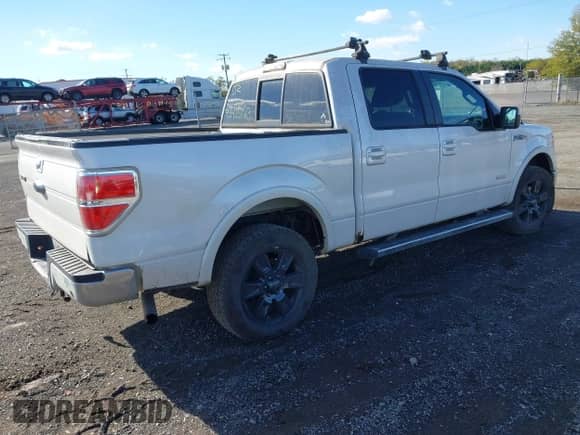 2011 Ford F-150 XLT z VIN 1FTFW1ET2BFA69936, wystawiony jako IAAI lot #43495123 z przebiegiem 244 899 mil mil oraz . Historia ofert i sprzedaży dostępna na DreamBid. Obrazek 4.