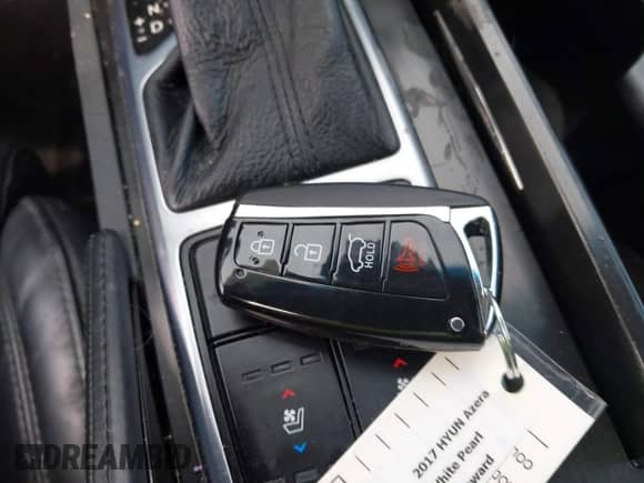 2017 Hyundai Azera Limited with VIN KMHFH4JG5HA572821, listed as a IAAI auction lot 42449503 with 100,514 mi miles and . Bid and sale history available at DreamBid. Image 11.