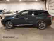 2017 Nissan Murano S z VIN 5N1AZ2MH7HN147738, wystawiony jako IAAI lot #43085511 z przebiegiem 176 713 mil mil oraz . Historia ofert i sprzedaży dostępna na DreamBid. Obrazek 14.