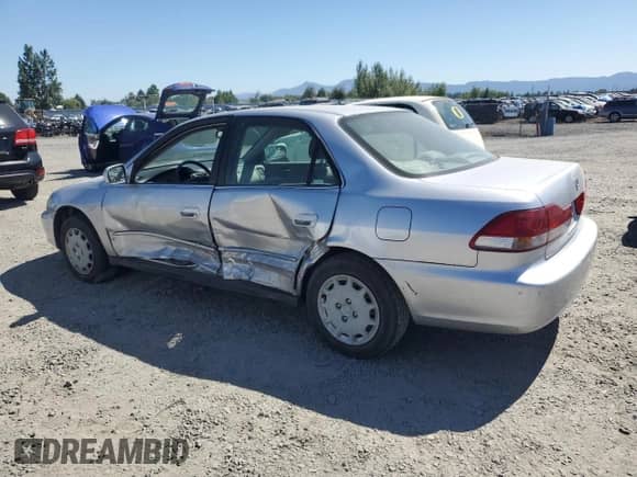 2001 Honda Accord LX z VIN JHMCG66521C011661, wystawiony jako Copart lot #67249645 z przebiegiem 125 713 mil mil oraz Szkoda całkowita • Salvage title. Historia ofert i sprzedaży dostępna na DreamBid. Obrazek 2.