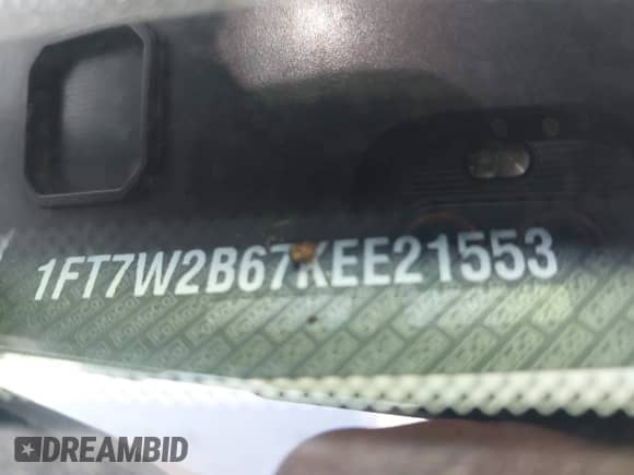 2019 Ford F-250 XL with VIN 1FT7W2B67KEE21553, listed as a IAAI auction lot 41850136 with 157,012 mi miles and . Bid and sale history available at DreamBid. Image 9.