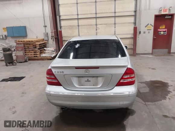 2007 Mercedes-Benz C 230 Sport with VIN WDBRF52H67F859122, listed as a IAAI auction lot 42916389 with 157,115 mi miles and . Bid and sale history available at DreamBid. Image 16.