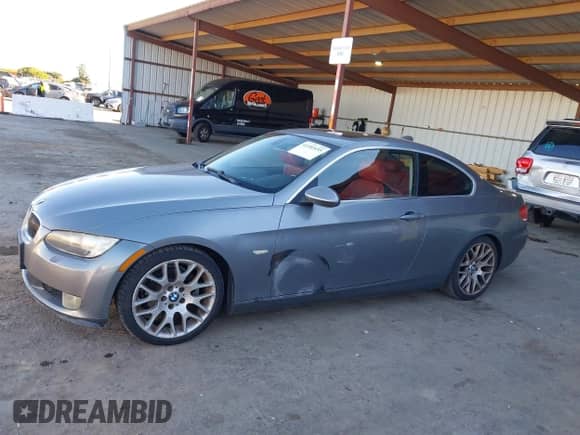 2007 BMW 3 Series 328i with VIN WBAWB33567PV72573, listed as a IAAI auction lot 41302455 with 136,959 mi miles and . Bid and sale history available at DreamBid. Image 6.
