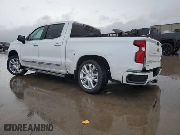 2022 Chevrolet Silverado 1500 High Country с VIN 1GCUDJED9NZ585932, выставлен на аукционе Copart как лот 73830903 с пробегом 12 613 миль миль и Списание • Salvage title. История ставок и продаж доступна на DreamBid. Изображение 2.