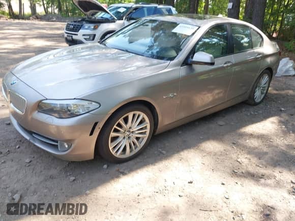 2011 BMW 5 Series 550i xDrive with VIN WBAFU9C58BC783917, listed as a IAAI auction lot 42595139 with 119,580 mi miles and . Bid and sale history available at DreamBid. Image 2.