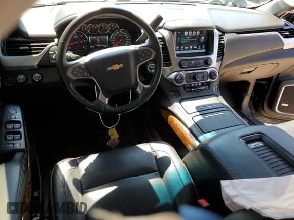 2018 Chevrolet Tahoe Premier с VIN 1GNSKCKC1JR133625, выставлен на аукционе Copart как лот 54900974 с пробегом 130 921 миль миль и Списание • Salvage title. История ставок и продаж доступна на DreamBid. Изображение 8.