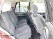 2005 Chevrolet TrailBlazer LS с VIN 1GNDT13S352153924, выставлен на аукционе IAAI как лот 40212910 с пробегом 179 461 миль миль и . История ставок и продаж доступна на DreamBid. Изображение 8.