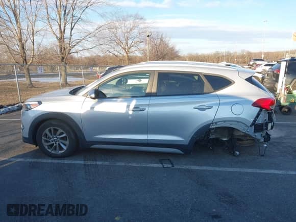 2018 Hyundai Tucson SEL z VIN KM8J3CA48JU762268, wystawiony jako IAAI lot #41304445 z przebiegiem 71 958 mil mil oraz . Historia ofert i sprzedaży dostępna na DreamBid. Obrazek 14.